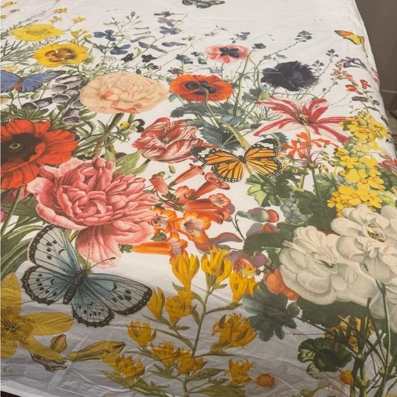 Pottery Barn French Country Queen Bedding 2 pillowcases and duvet cover Stunning - Picture 10 of 16